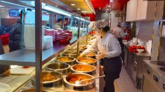 守护指尖上的平安：全链条监管让外卖“通明”